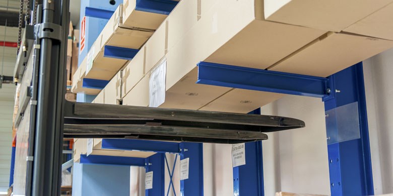 Heavy Duty Cantilever